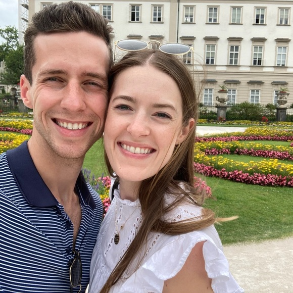 Meet your Posher, Lauren - Picture 1 of 1